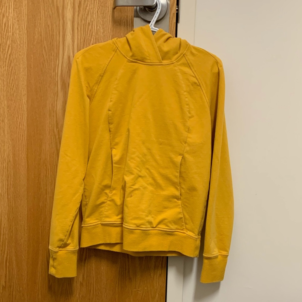 Lululemon Scuba pullover